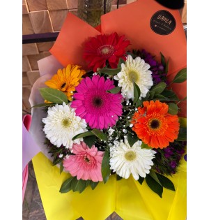 RENKLİ GERBERA BUKETİ